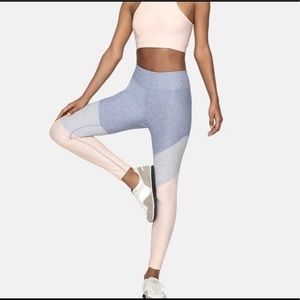 Outdoor Voices Tri-Color 7/8 Spring leggings